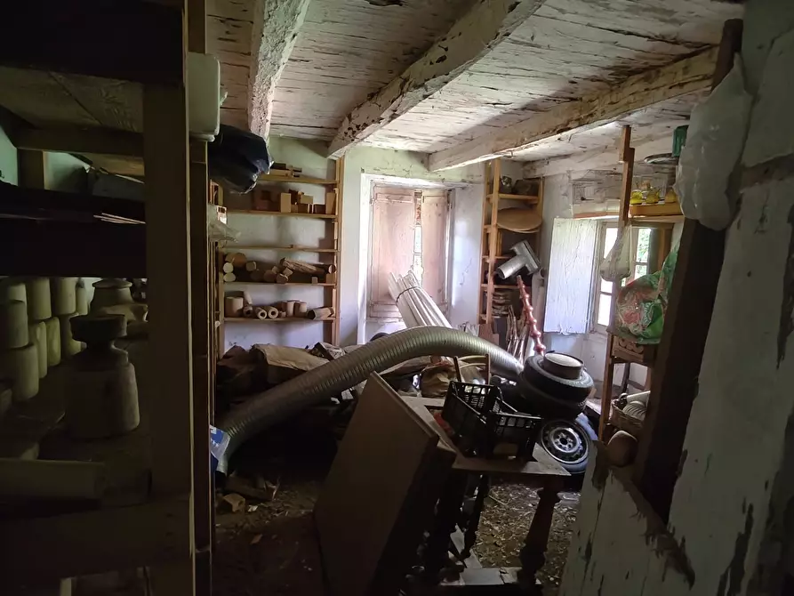 Immagine 45 di Rustico / casale in vendita  in SP53 65 a Urbe