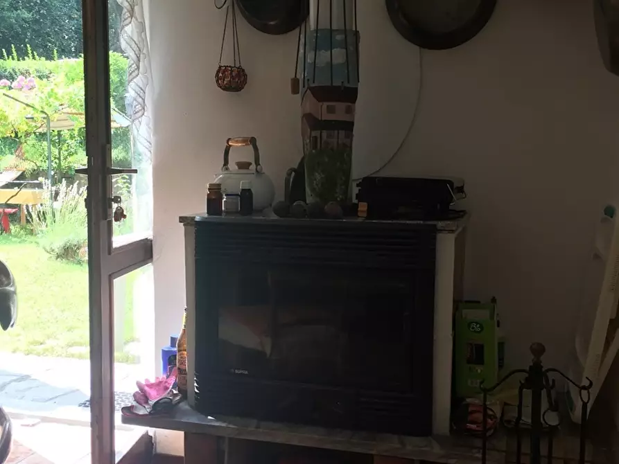 Immagine 11 di Appartamento in vendita  a Urbe