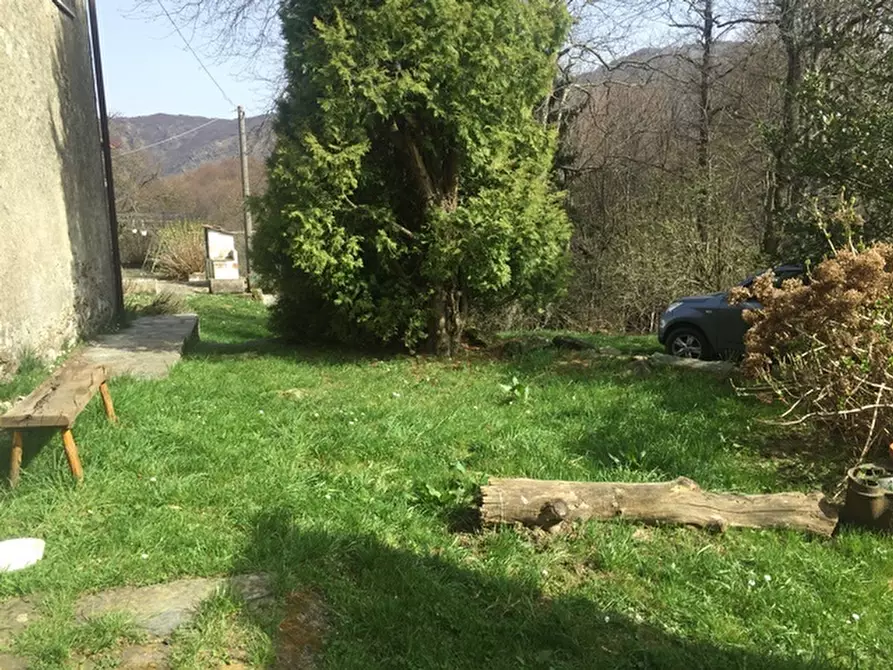 Immagine 3 di Porzione di casa in vendita  a Sassello