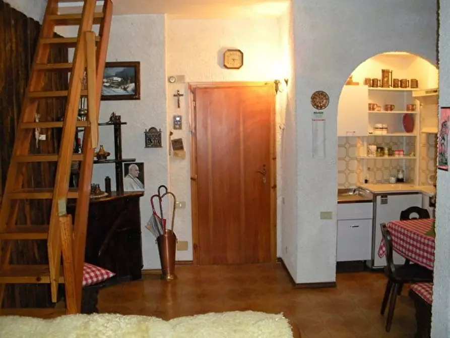 Immagine 11 di Bilocale in vendita  a Sassello