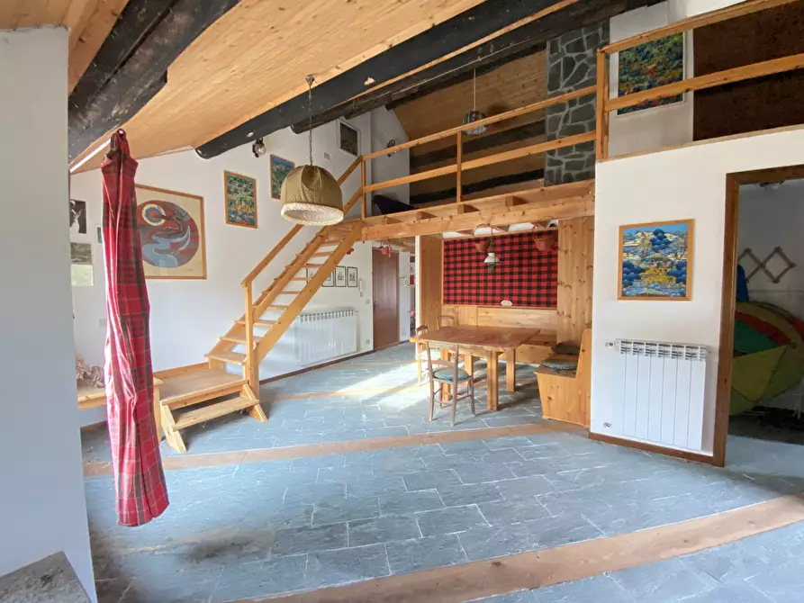 Immagine 24 di Attico in vendita  in SP49 41 a Urbe