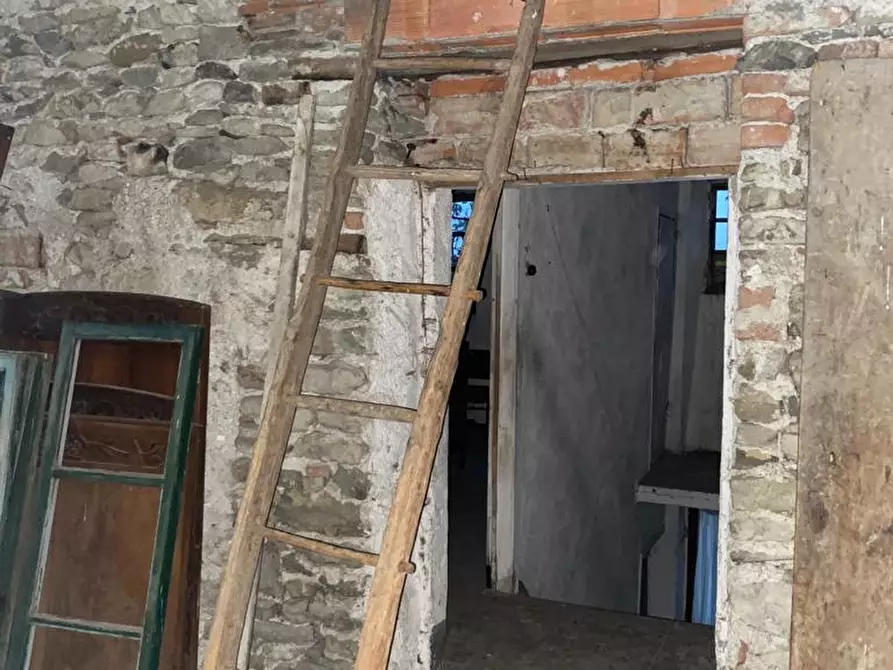 Immagine 16 di Rustico / casale in vendita  in Via G. B. Martinu 25 a Mioglia