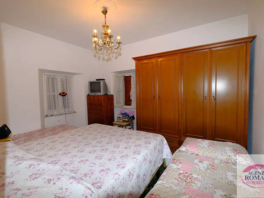 Immagine 18 di Rustico / casale in vendita  a Urbe