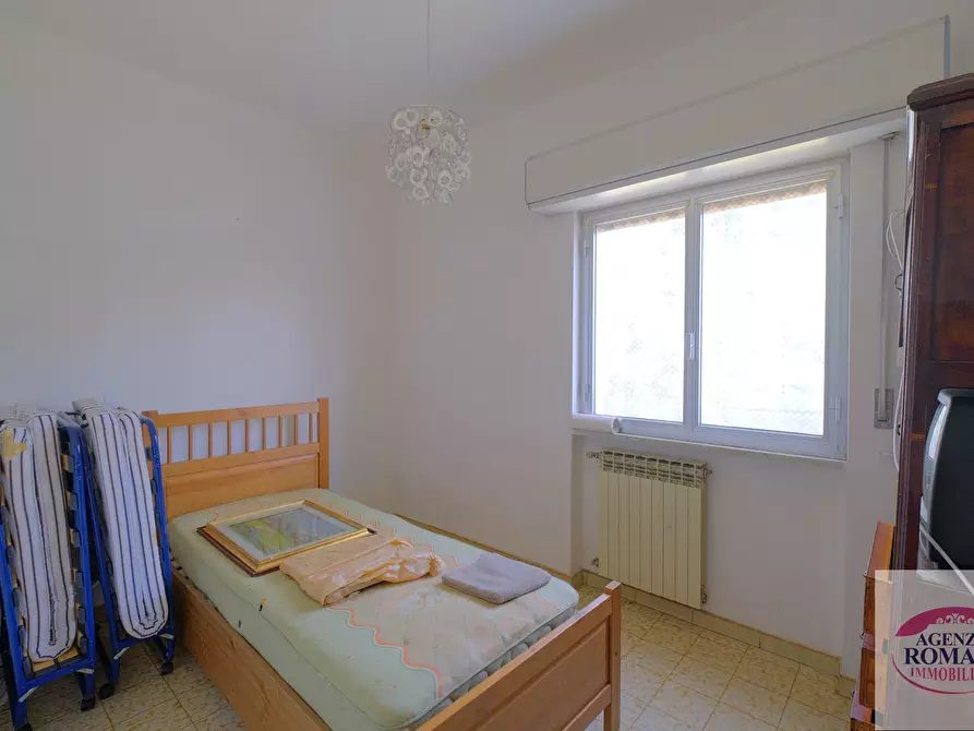 Immagine 9 di Appartamento in vendita  a Urbe