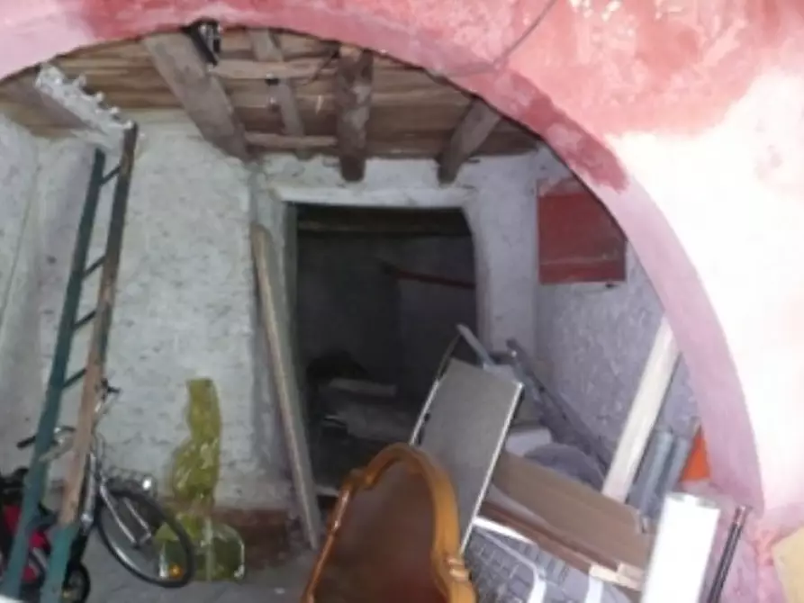 Immagine 16 di Porzione di casa in vendita  a Varazze
