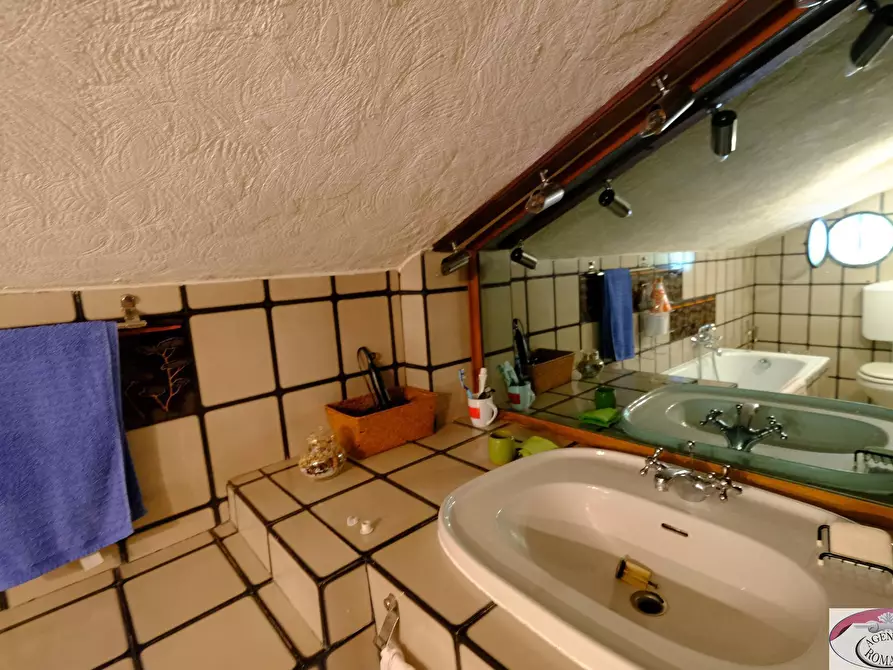 Immagine 45 di Villa in vendita  a Ponzone