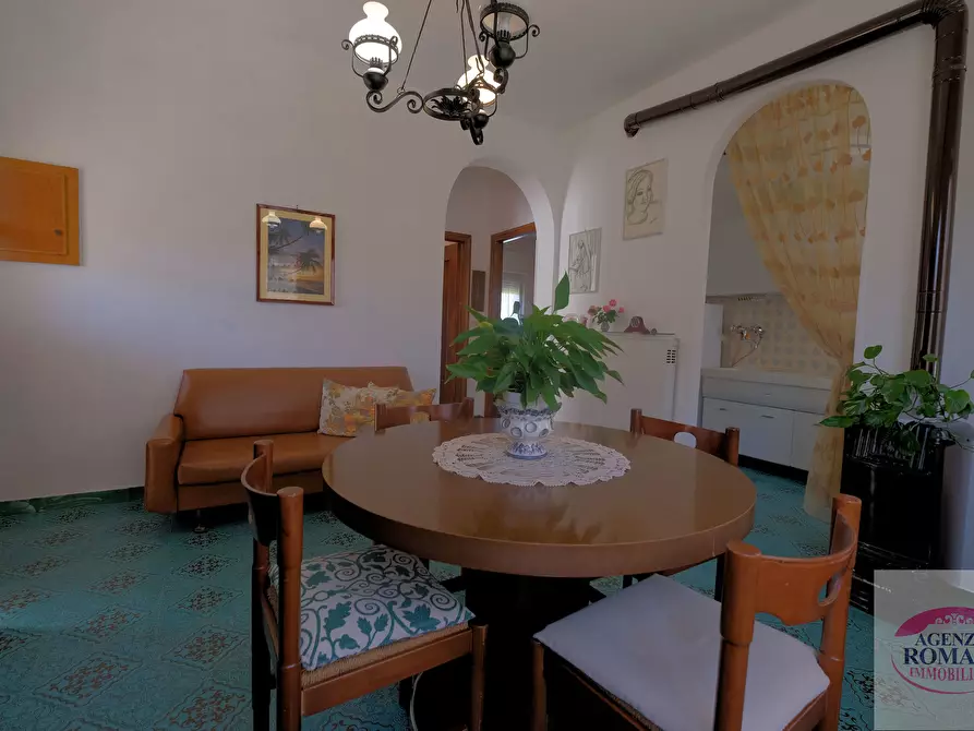 Immagine 14 di Villa in vendita  in Località Poggio 2 a Sassello