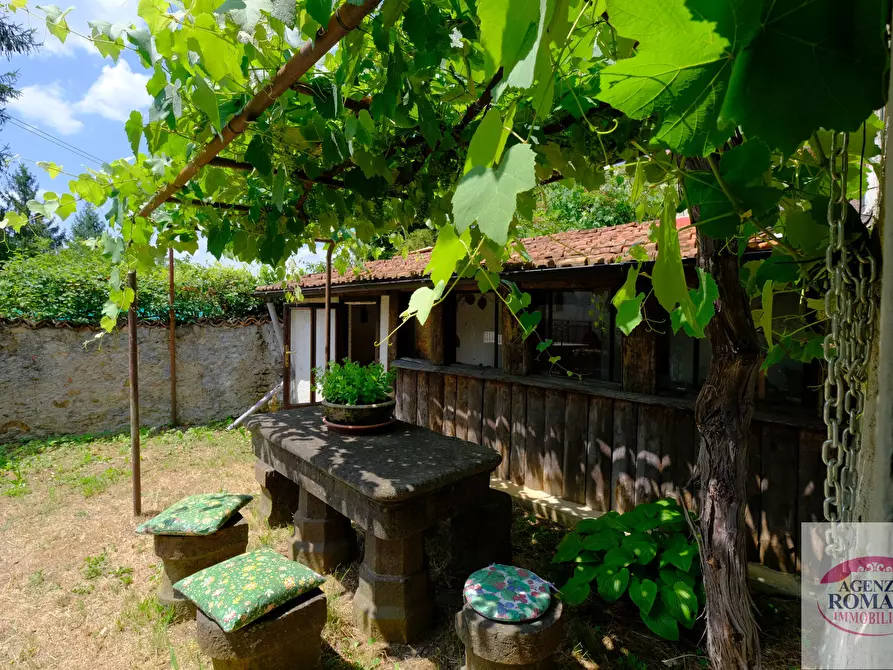 Immagine 39 di Villa in vendita  a Pareto