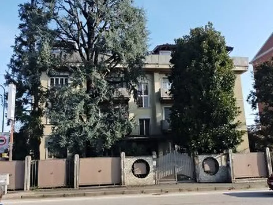 Immagine 1 di Trilocale in vendita  in Via Padana Inferiore 27 a Chieri