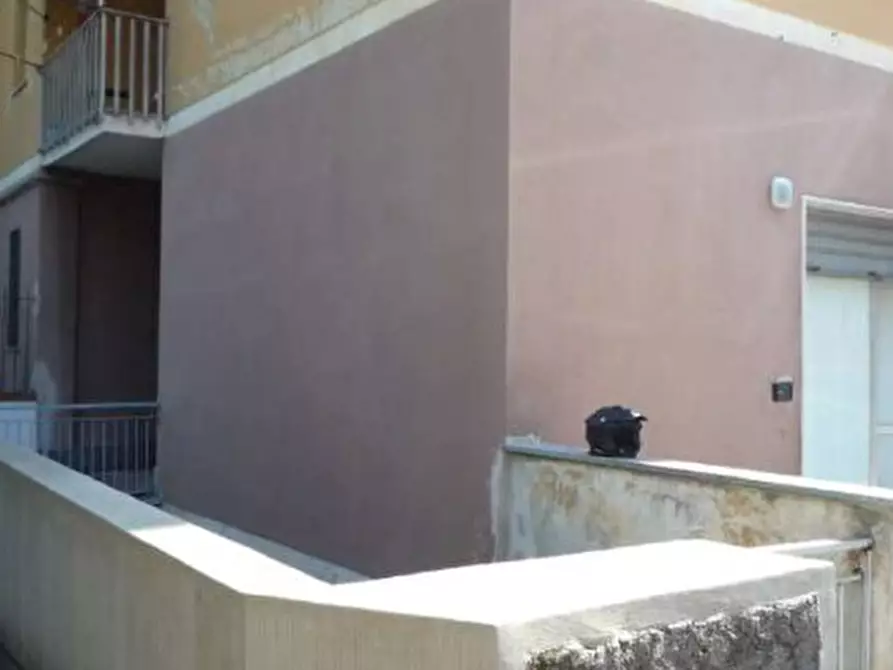 Immagine 7 di Locale commerciale in vendita  in Via di Creto 15 R a Genova