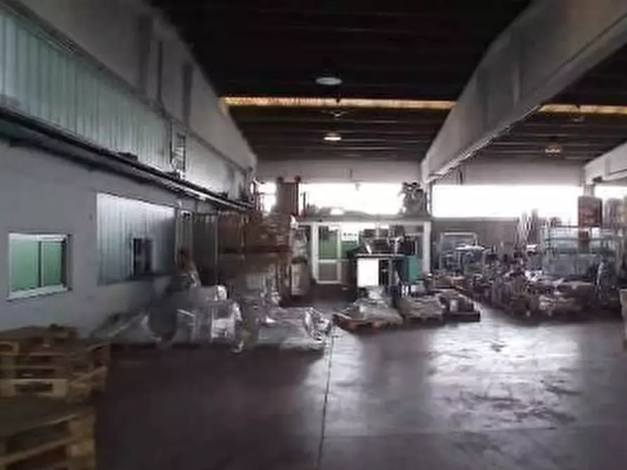 Immagine 9 di Attività artigianale in vendita  in Via Castelspina 11 a Castellazzo Bormida