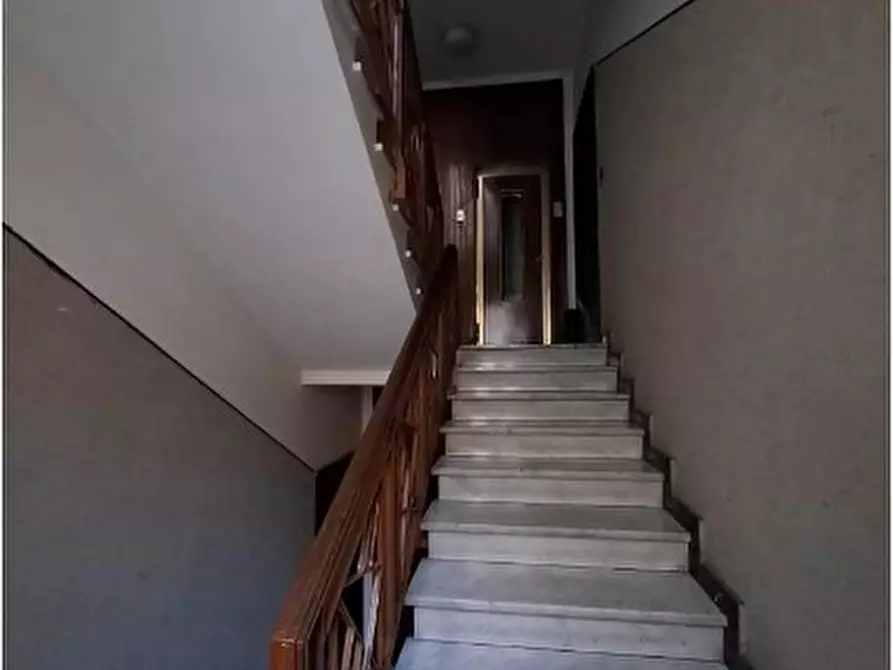 Immagine 10 di Pentalocale in vendita  in Viale Virginia Centurione Bracelli 44a a Genova