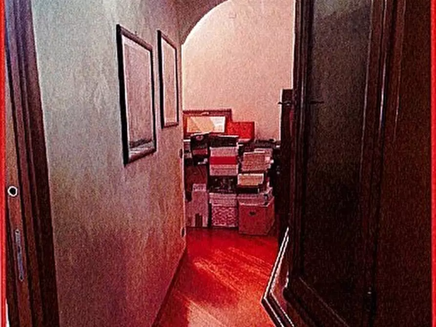 Immagine 5 di Pentalocale in vendita  in Via Aurelio Robino 152 a Genova