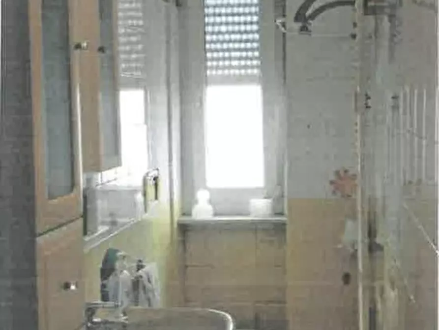 Immagine 6 di Quadrilocale in vendita  in Viale Tivoli 12 a Alessandria