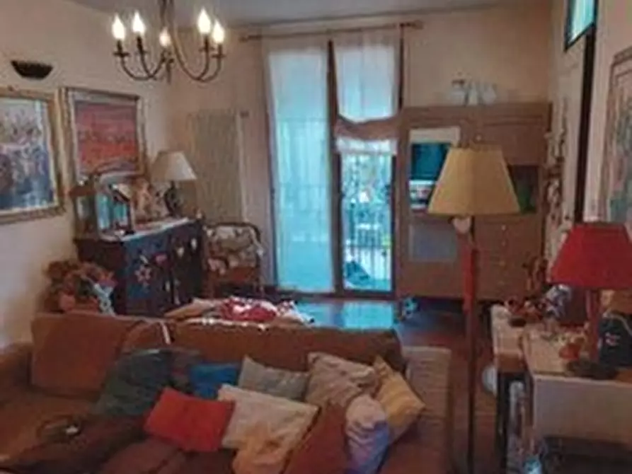 Immagine 4 di Villa in vendita  in Regione Rollo 117 a Albenga