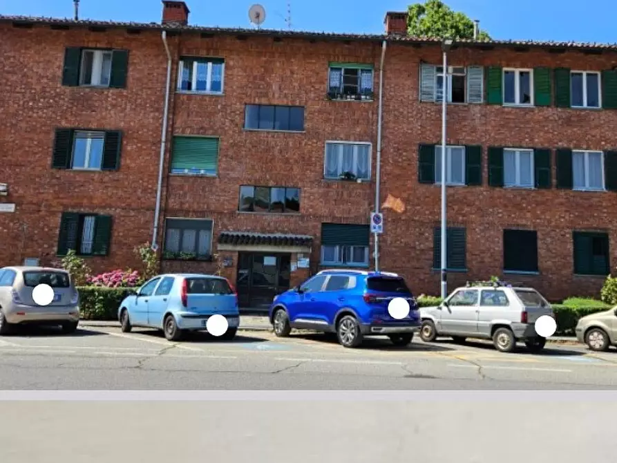 Immagine 1 di Pentalocale in vendita  in Via dei Frassini 3 a Torino