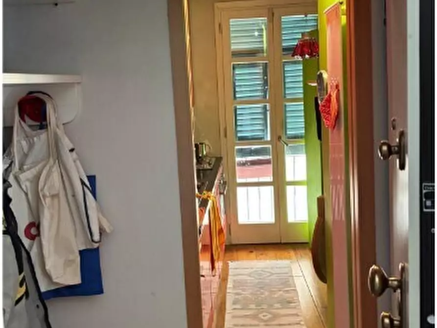Immagine 3 di Bilocale in vendita  in Via dei Macelli di Soziglia 6 a Genova