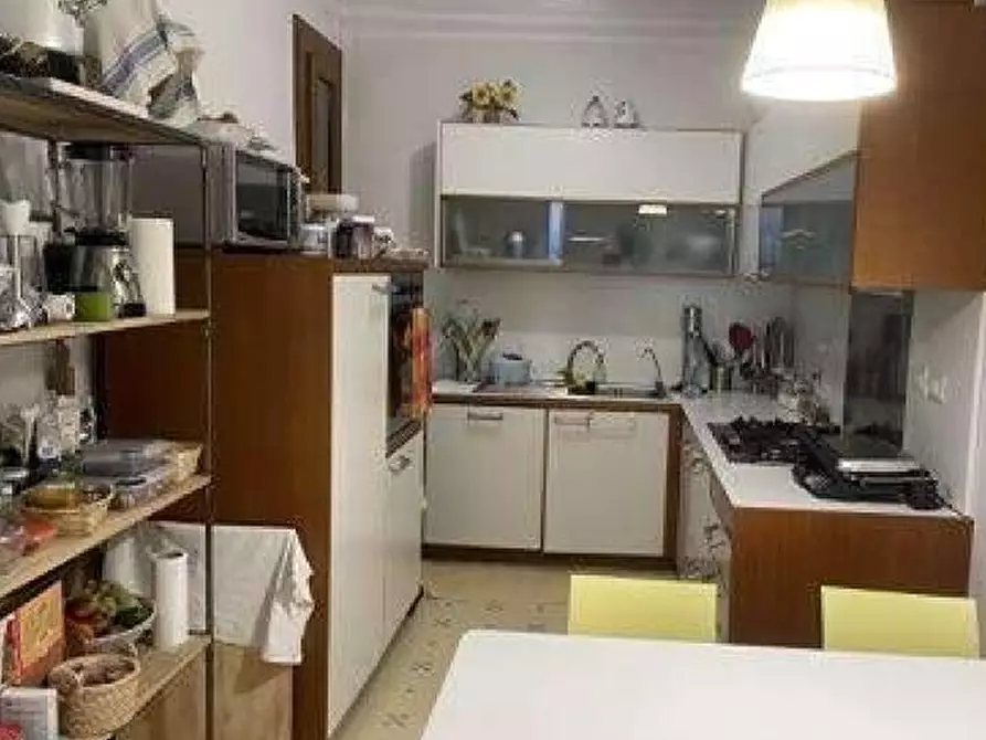 Immagine 3 di Pentalocale in vendita  in Via Unità d'Italia 41/4 a Arenzano