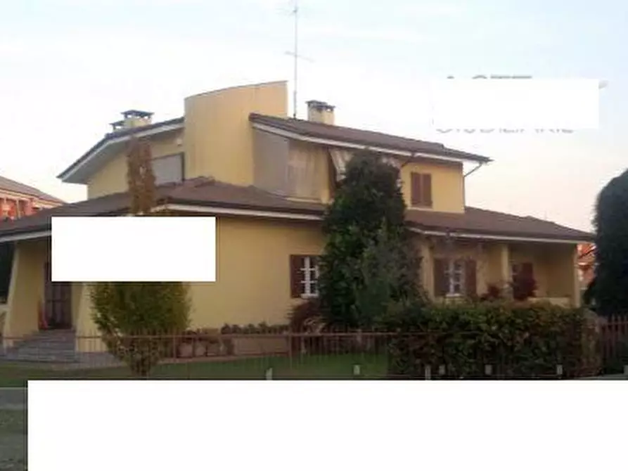 Immagine 1 di Porzione di casa in vendita  in Via Trilussa 22 a Asti