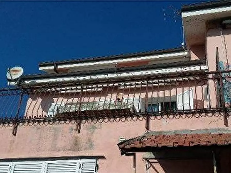 Immagine 1 di Trilocale in vendita  in Via Case Sparse 4 a Diano Castello