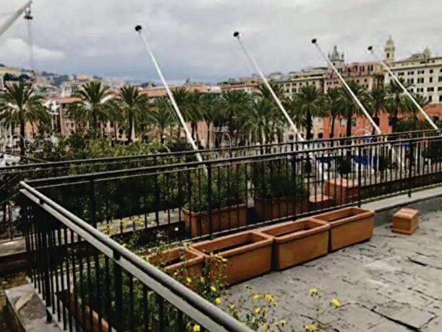 Immagine 7 di Quadrilocale in vendita  in Via alla Calata Marinetta 14 a Genova