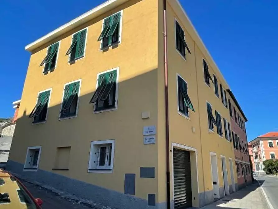 Immagine 1 di Magazzino in vendita  in Via Piacenza 369 a Chiavari