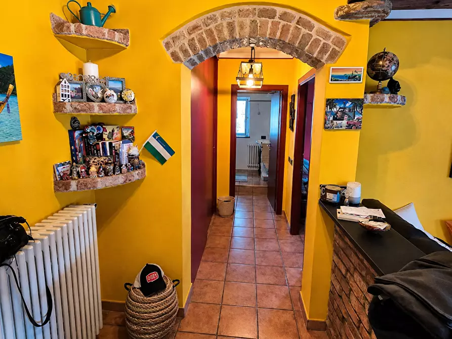 Immagine 3 di Trilocale in vendita  in Via Gresino 28 a Varese Ligure