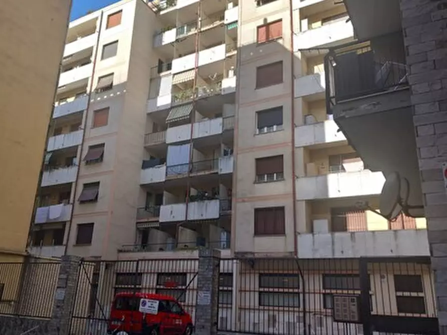 Immagine 11 di Pentalocale in vendita  in Via Walter Fillak 42 a Genova