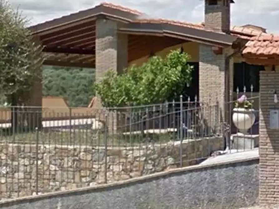 Immagine 1 di Villa in vendita  in Salita Costarossa 61 a Imperia