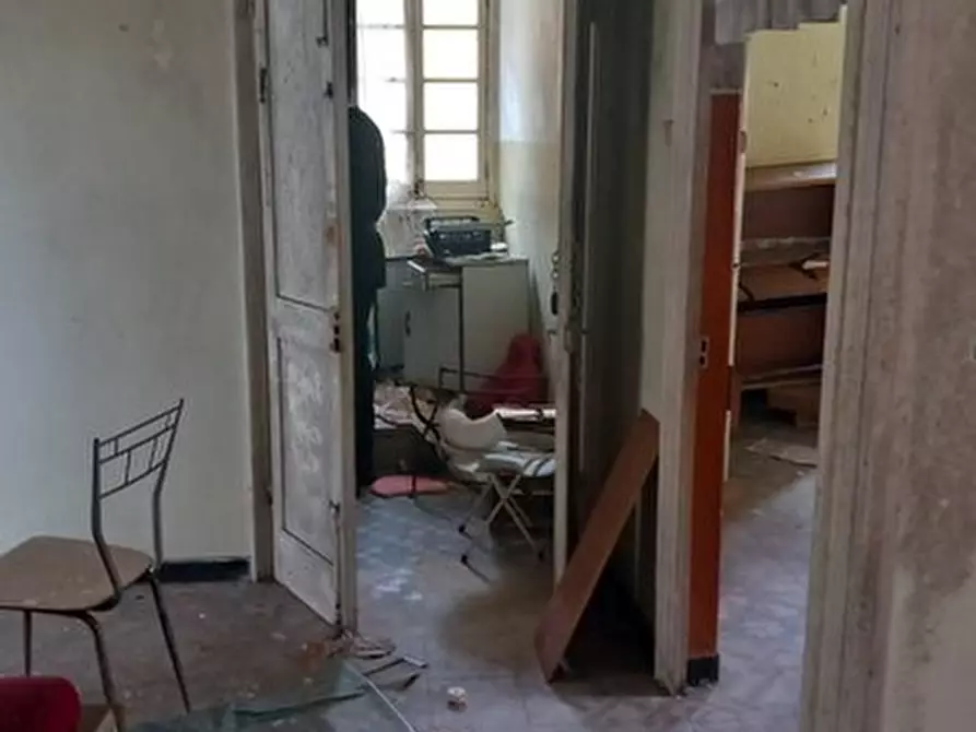 Immagine 3 di Pentalocale in vendita  in Via Fieschi 2 a Montoggio