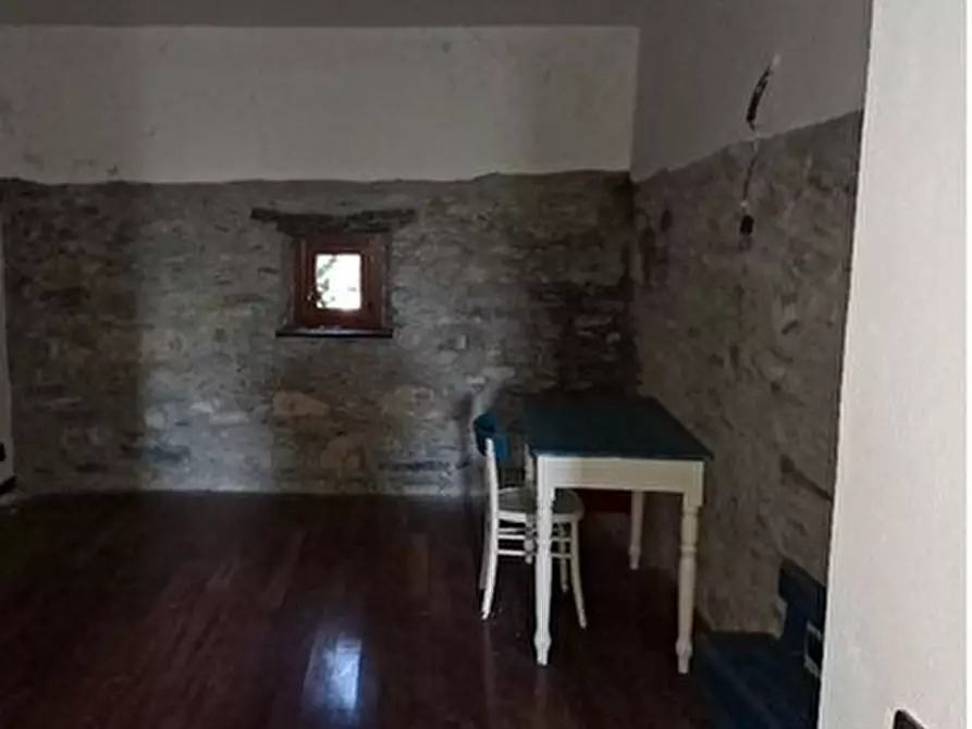 Immagine 5 di Casa trifamiliare in vendita  in Via Roma snc a Recco