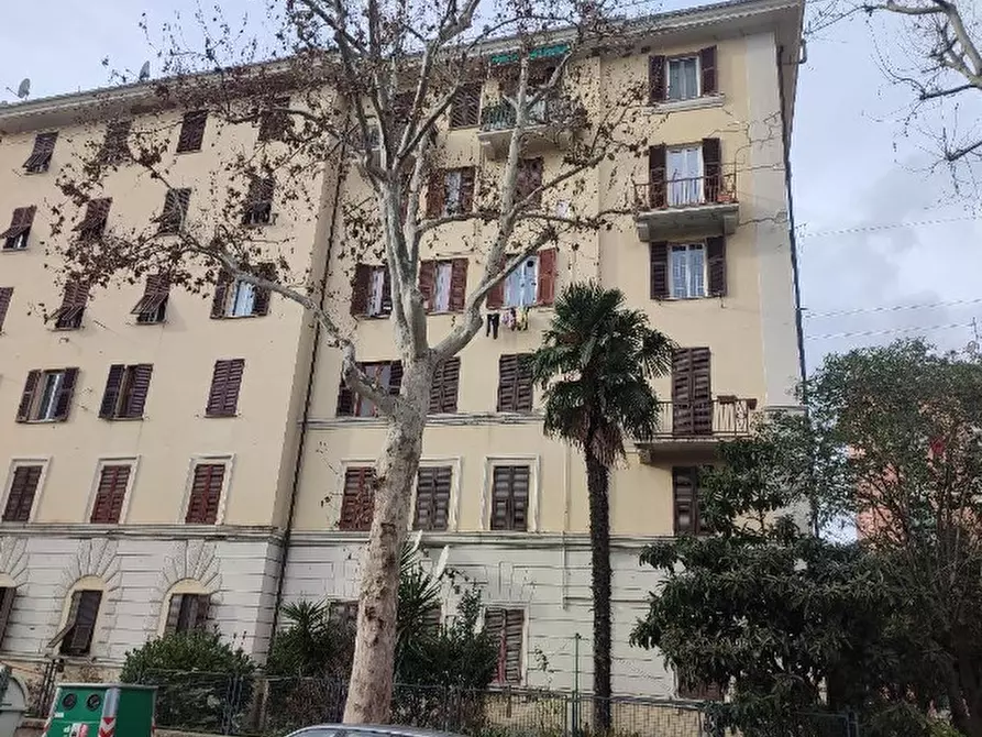 Immagine 2 di Quadrilocale in vendita  in Via Enrico Porro 1 a Genova