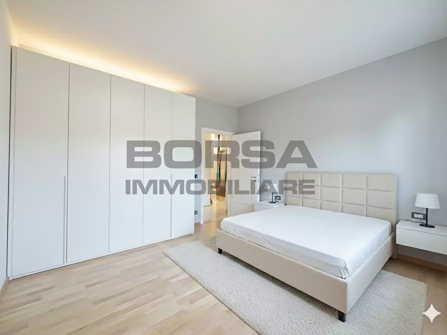 Immagine 36 di Pentalocale in vendita  in Via degli Scarronzoni 5 a Livorno