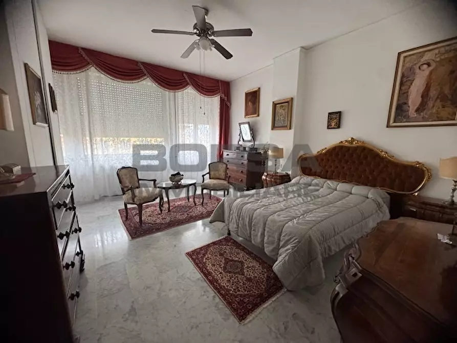 Immagine 12 di Appartamento in vendita  in Piazza Attias 48 a Livorno