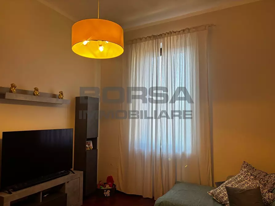 Immagine 16 di Trilocale in vendita  in Viale Giosuè Carducci 47 a Livorno
