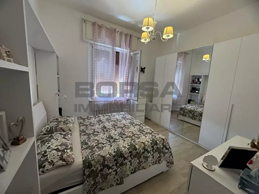 Immagine 23 di Quadrilocale in vendita  in Via del Cardinale 14 a Livorno