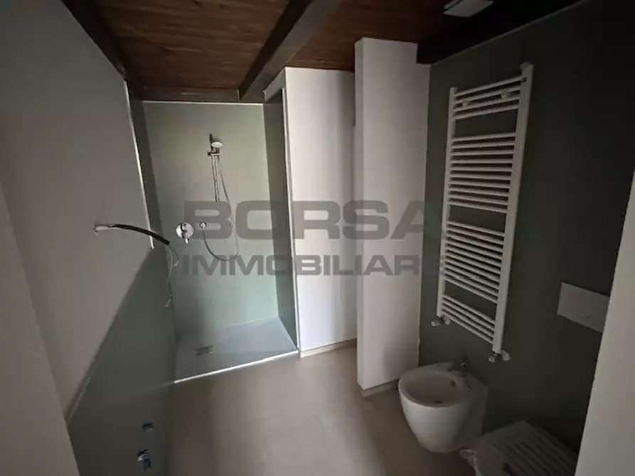 Immagine 12 di Appartamento in vendita  in Via delle Sorgenti 402 a Livorno