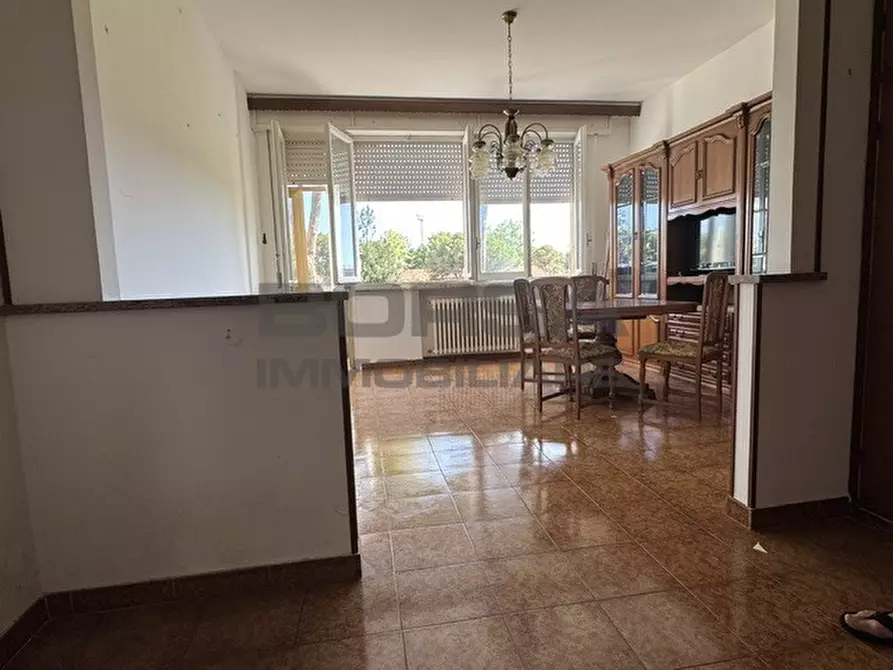 Immagine 30 di Appartamento in vendita  in Via Benvenuto Cellini a Livorno