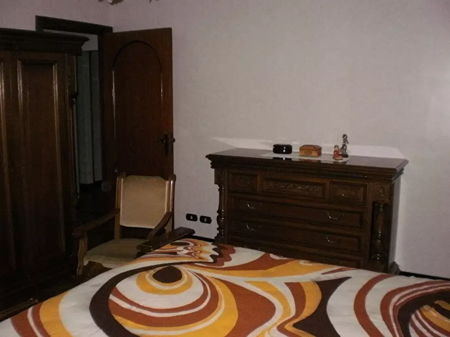 Immagine 13 di Quadrilocale in affitto  a Ragusa