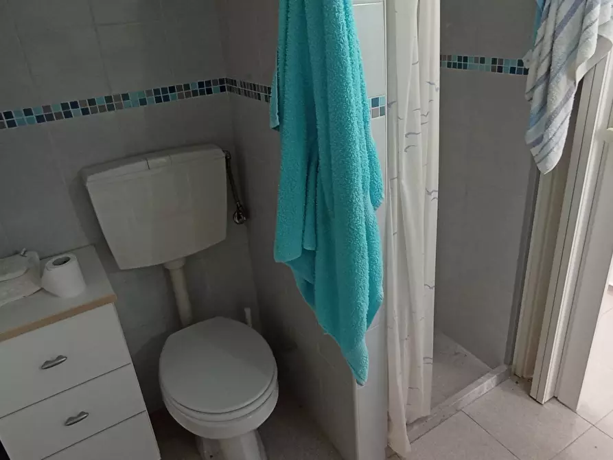 Immagine 13 di Mansarda in affitto  a Ragusa