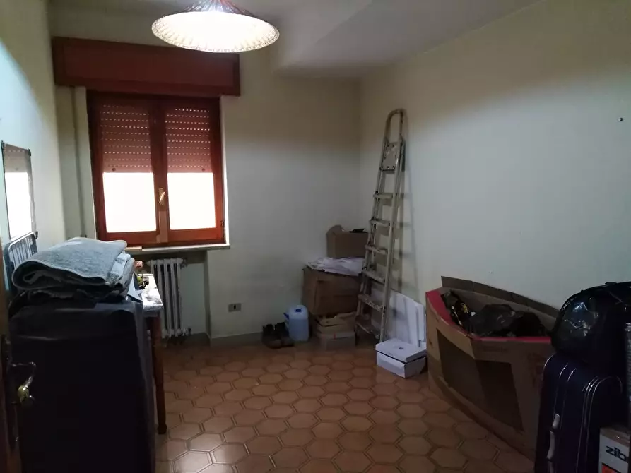 Immagine 15 di Pentalocale in vendita  a Ragusa