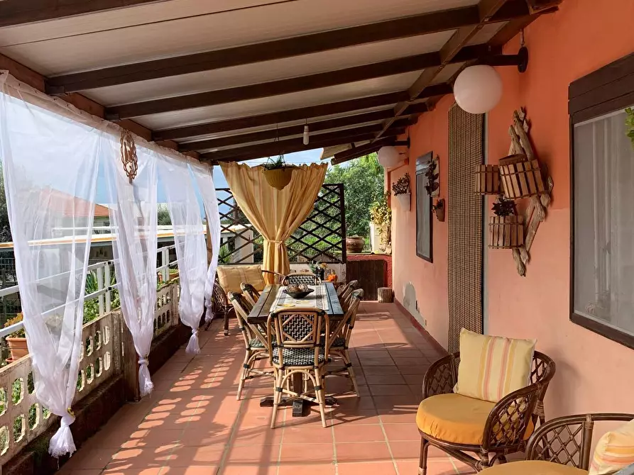 Immagine 1 di Casa indipendente in vendita  a Ragusa