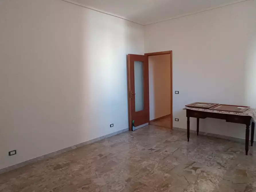 Immagine 10 di Quadrilocale in vendita  a Ragusa