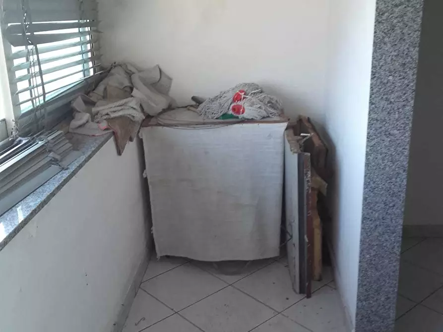 Immagine 10 di Palazzo in vendita  a Vizzini