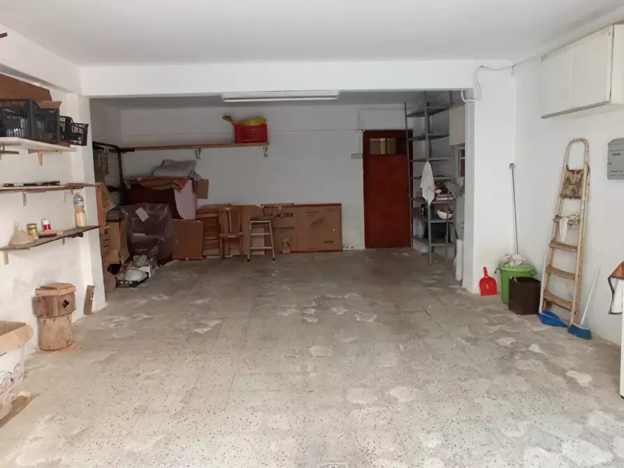 Immagine 23 di Pentalocale in vendita  a Ragusa