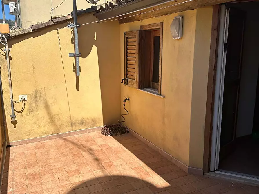 Immagine 28 di Casa indipendente in vendita  a Chiaramonte Gulfi