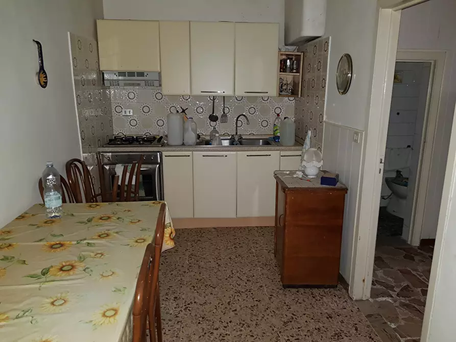 Immagine 3 di Casa indipendente in vendita  a Ragusa