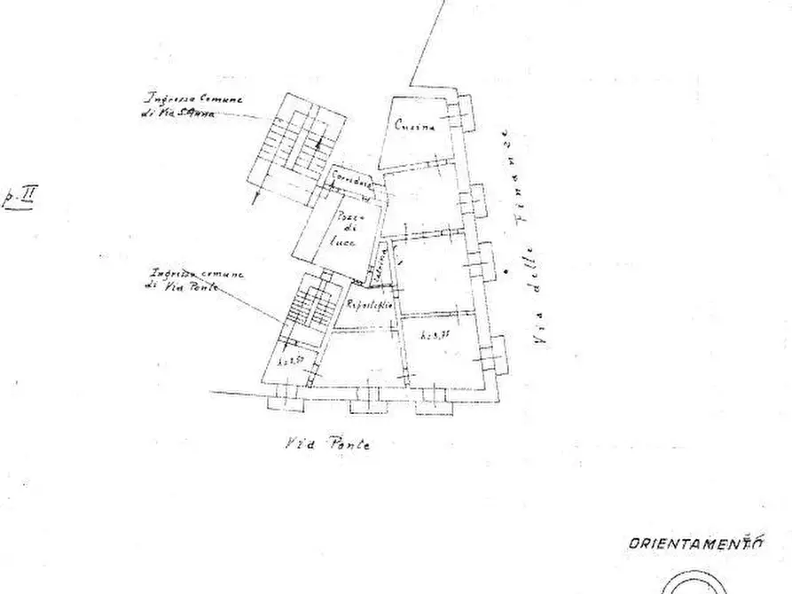 Immagine 3 di Pentalocale in vendita  a Ragusa