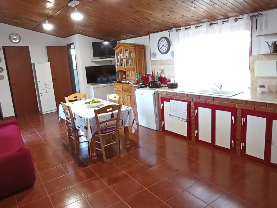 Immagine 8 di Casa bifamiliare in vendita  a Ragusa