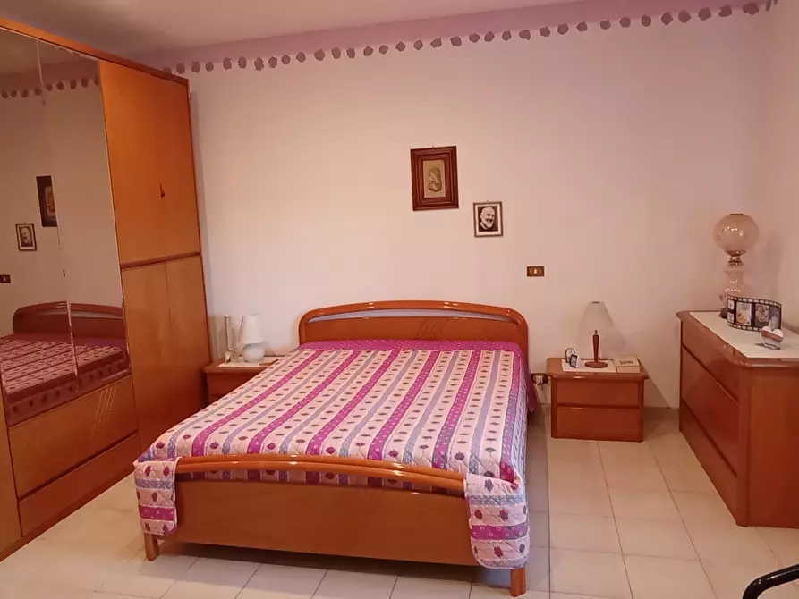 Immagine 9 di Casa bifamiliare in vendita  a Ragusa